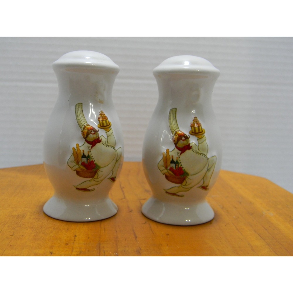 Disney Muppets Swedish Chef Salt Pepper Shakers Ceramic Set Thailand